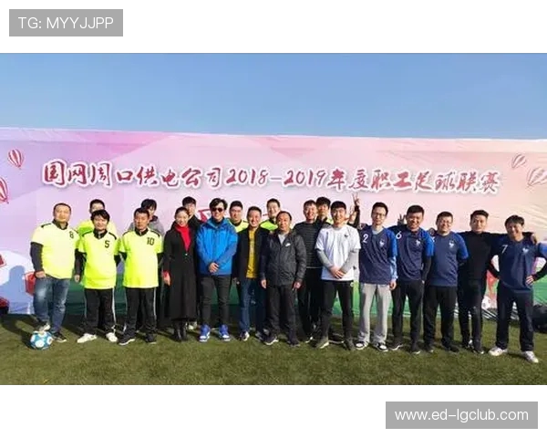 隆林中学足球赛激战正酣 结果出炉精彩纷呈学子拼搏展现体育风采